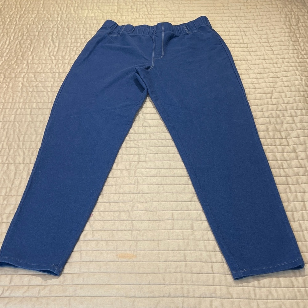 West Loop WOMENS SIZE M PULL ON ELASTIC WAISTBAND